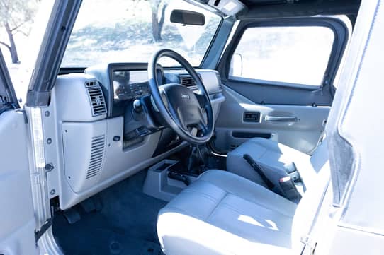 2005 Jeep Wrangler SE 4x4 auction - Cars & Bids