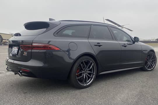 File:2018 Jaguar XF Sportbrake S, rear left (ISWC meet, July 15