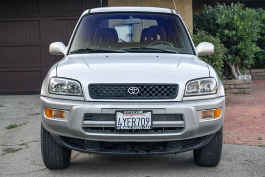 2002 Toyota RAV4 EV VIN: JT3GS10V920002525 for Sale - Cars & Bids