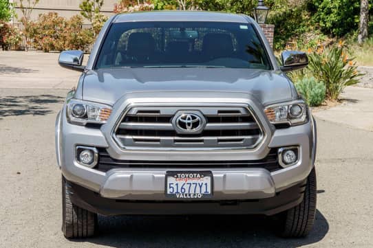 2016 Toyota Tacoma Limited Double Cab 4x4 auction - Cars & Bids