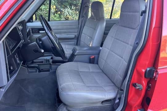 1996 Jeep Cherokee 4x4 for Sale - Cars & Bids