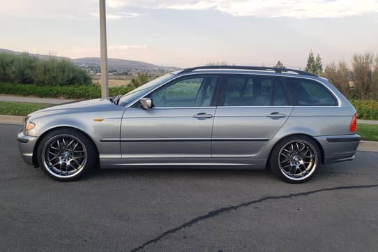 2004 BMW 325i Touring VIN: WBAAX13454PJ00741 for Sale - Cars & Bids