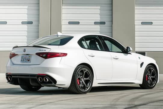 2018 Alfa Romeo Giulia Quadrifoglio auction - Cars & Bids