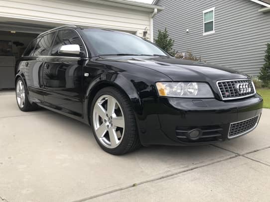 2005 Audi S4 Avant auction - Cars & Bids