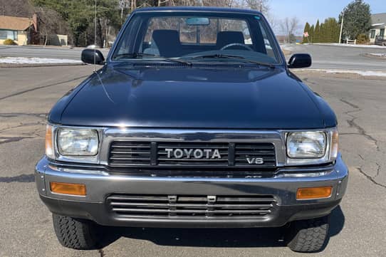 1989 Toyota Pickup Deluxe 4x4 for Sale - Cars & Bids