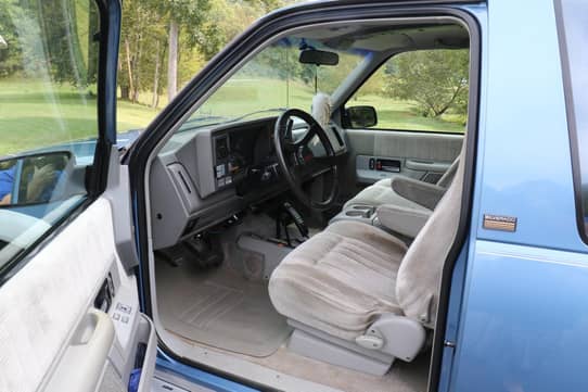 94 2024 chevy interior