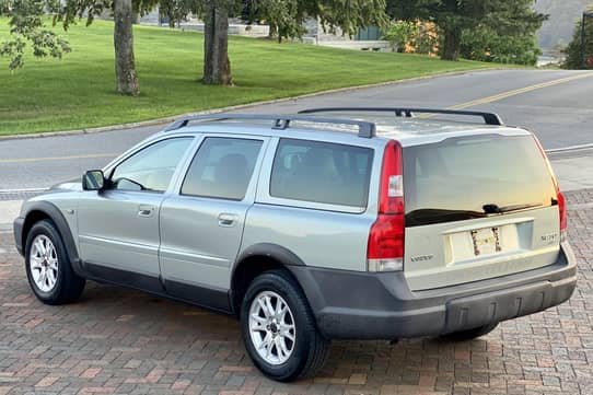 04 Volvo Xc70 2 5 Awd Auction Cars Bids