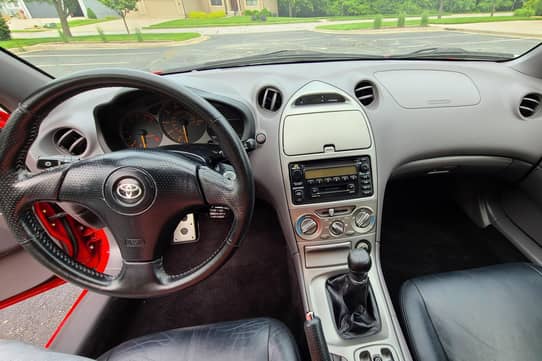 Toyota celica on sale 2003 interior