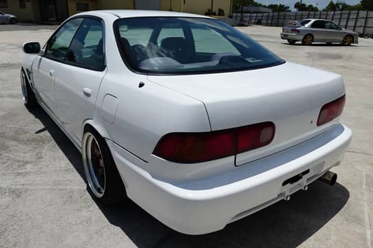 1998 Honda Integra Type R Sedan VIN: DB8-1300072 for Sale - Cars