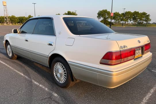 1999 Toyota Crown Royal Saloon Anniversary Package VIN