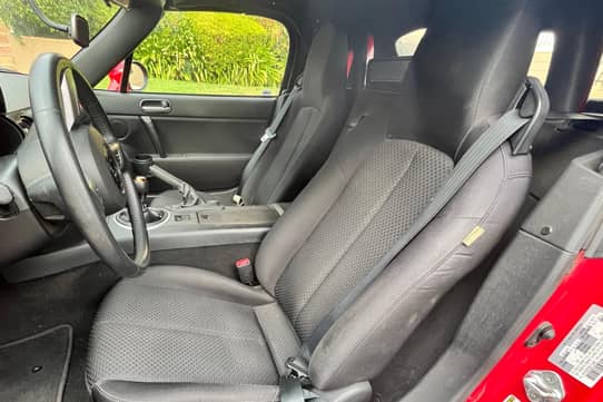 2006 Mazda MX-5 Miata VIN: JM1NC25F860104461 for Sale - Cars & Bids