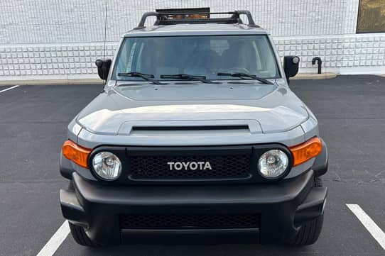 2013 Toyota FJ Cruiser Trail Teams Special Edition VIN