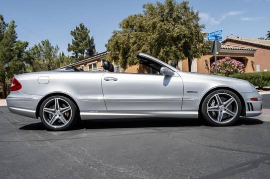 【BEEPBOOP】 CLK 2007 Mercedes-Benz CLK63 AMG Cabriolet VIN: WDBTK77G47T076458 for