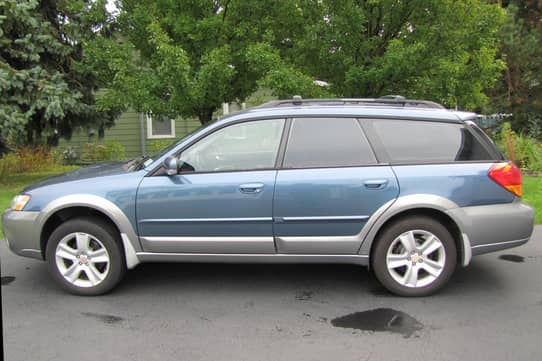 2005 Subaru Outback 2.5XT VIN: 4S4BP68C656379978 for Sale - Cars & Bids