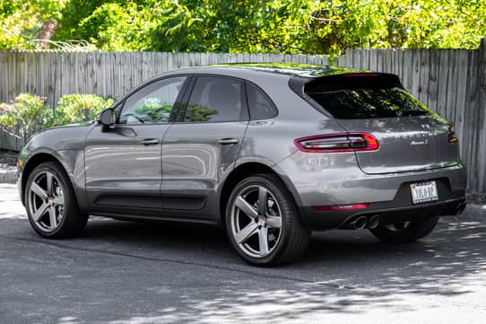 Macan2016様 20 inch summer wheels original Porsche Macan RS Spyder