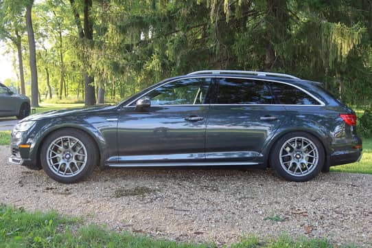2017 Audi A4 Allroad Quattro Prestige VIN: WA19NBF42HA153798 for