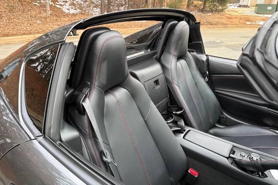 2018 Mazda MX-5 Miata RF Grand Touring VIN: JM1NDAM75J0200221 for