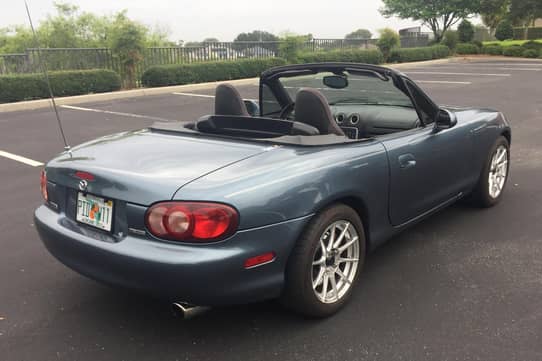 2005 Mazda MX-5 Miata Auction - Cars & Bids