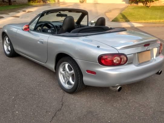 2002 Mazda MX-5 Miata auction - Cars & Bids