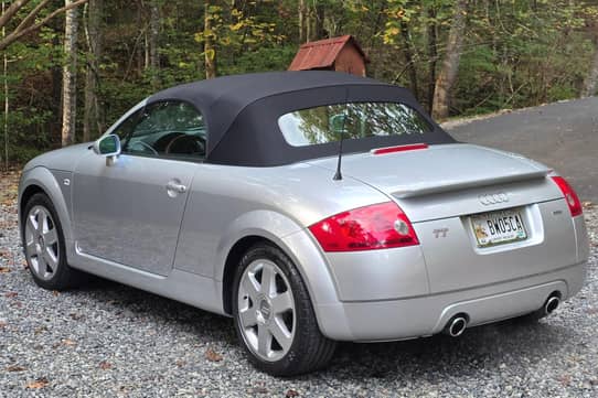 トウィーティ 2002 Audi TT Quattro Roadster VIN: TRUUT28NX21007433 for Sale