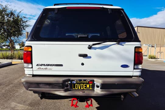 1995 Ford Explorer XLT VIN: 1FMDU32X9SZA72925 for Sale - Cars & Bids