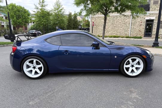 2017 Toyota 86 VIN: JF1ZNAA16H9705453 for Sale - Cars & Bids