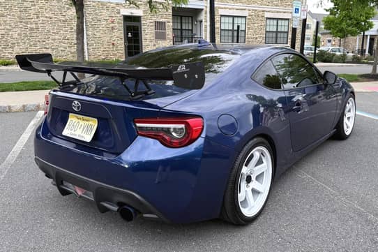 2017 Toyota 86 VIN: JF1ZNAA16H9705453 for Sale - Cars & Bids