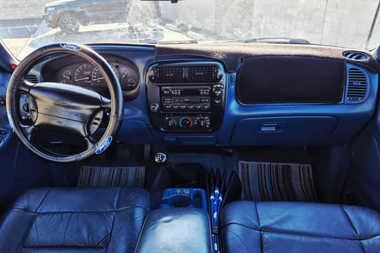 1995 Ford Explorer XLT VIN: 1FMDU32X9SZA72925 for Sale - Cars & Bids