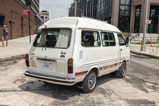 1981 Toyota TownAce Grand Extra VIN: TR15104034 for Sale - Cars & Bids