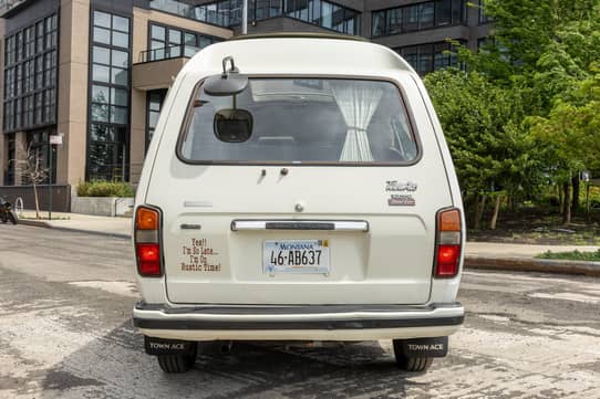 1981 Toyota TownAce Grand Extra VIN: TR15104034 for Sale - Cars & Bids