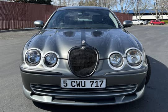 2003 jaguar s type front deals bumper