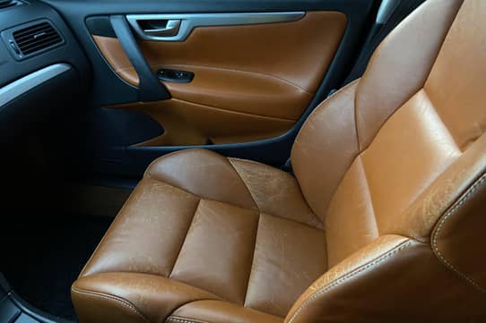 Volvo v70 leather shop interior for sale