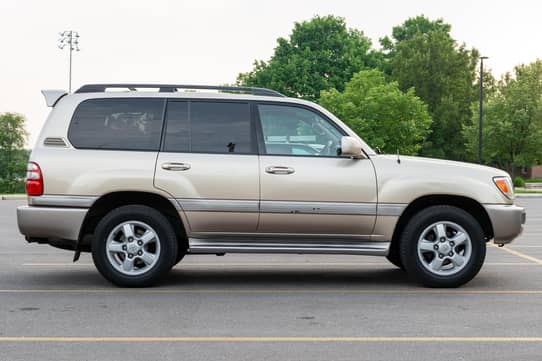 2004 Toyota Land Cruiser for Sale - Cars & Bids