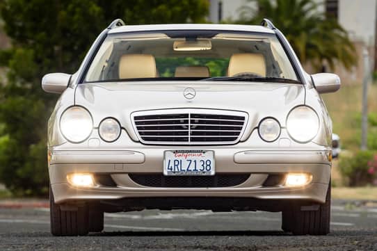 2001 Mercedes-Benz E320 4Matic Wagon VIN: WDBJH82J11X051533 for