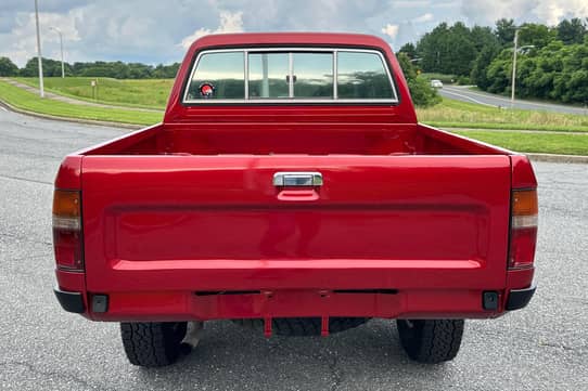 1992 Toyota Hilux SSR 4x4 VIN: LN1070011260 for Sale - Cars & Bids