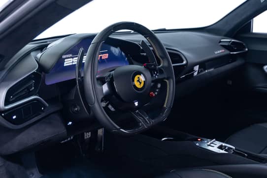 Granadaページ Carbon Fiber Engine Tail Transparent Window Cover - Ferrari