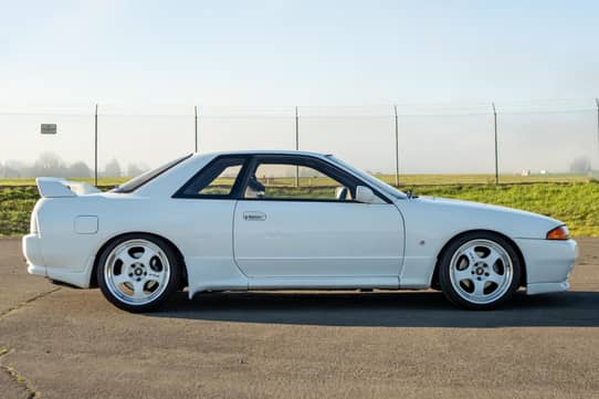 1992 Nissan Skyline GT-R VIN: BNR32220647 for Sale - Cars & Bids