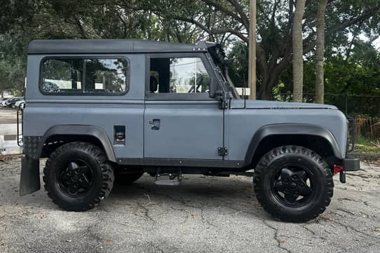 P90 Land Rover 1989 Land Rover 90 VIN: SALLDVAB7FA380652 for Sale - Cars & Bids