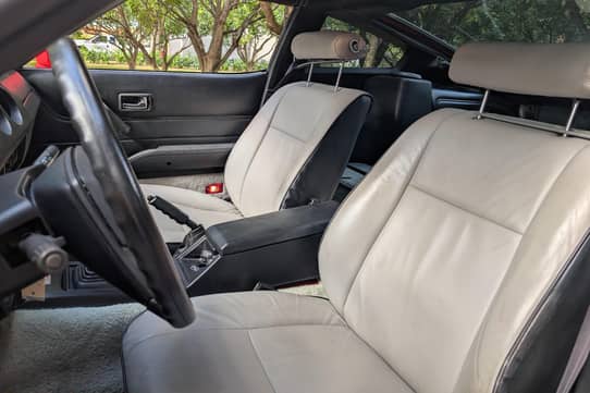 部屋 1982 Datsun 280ZX Turbo VIN: JN1CZ04SXCX627530 for Sale - Cars & Bids