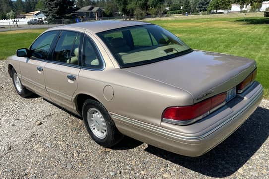 1997 Ford Crown Victoria LX VIN: 2FALP74W3VX191136 for Sale - Cars & Bids