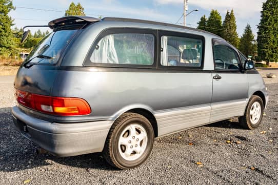 1993 Toyota Estima Lucida X 4WD for Sale - Cars & Bids