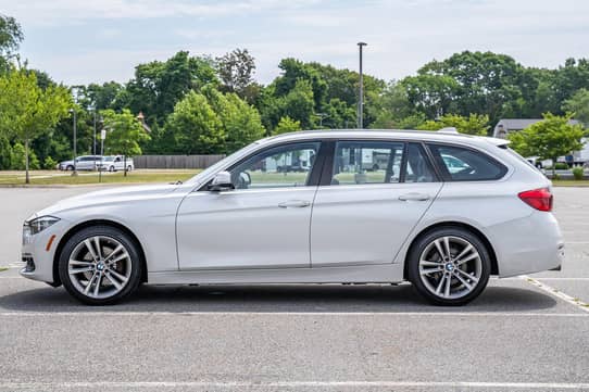 2017 BMW 328d xDrive Sports Wagon VIN: WBA8J1C33HA018670 for Sale ...