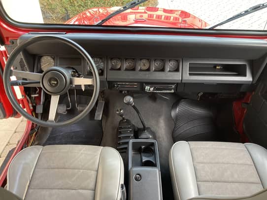 1991 Jeep Wrangler 4x4 auction - Cars & Bids