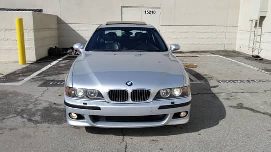 BMW E39 M5 2003 Titanium silver, highly customized - an absolutely