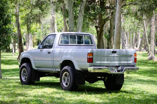 1991 Toyota Pickup Deluxe 4x4 Auction Cars Bids - 1991 Toyota Pickup 4×4 Seat Covers