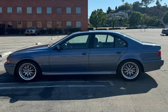 未開封 1/18 JADI BMW 530i 2003 ブルー No Reserve: 2003 BMW 530i 5-Speed for sale on BaT Auctions