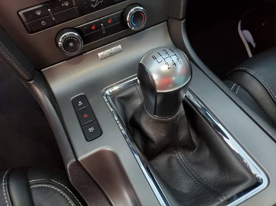 What is a weighted shift knob?