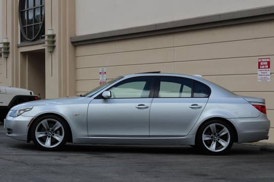 ニッシ 2008 BMW 528i Sedan for Sale - Cars & Bids