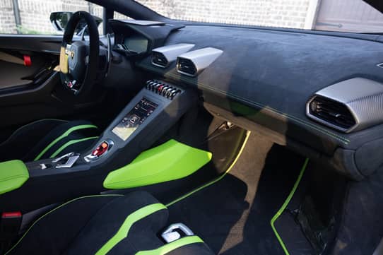 Cars & Bids: Auctions of cool cars, trucks, and SUVs