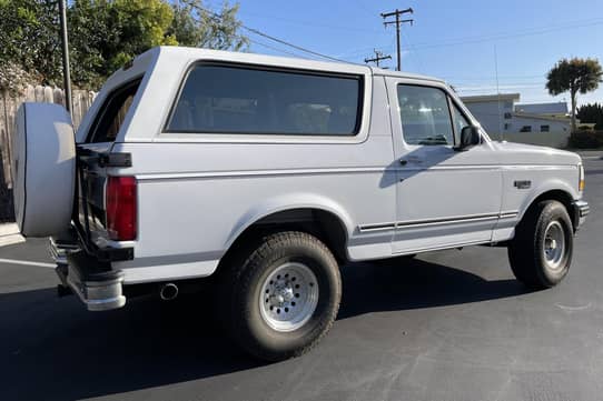 1995 Ford Bronco XLT 4x4 auction - Cars & Bids